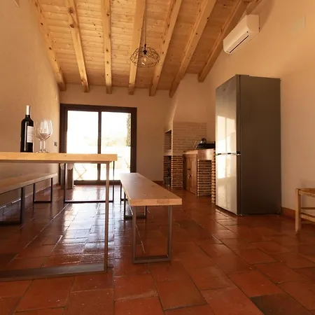 Casas Hazas * La Cuesta (Castile and Leon)