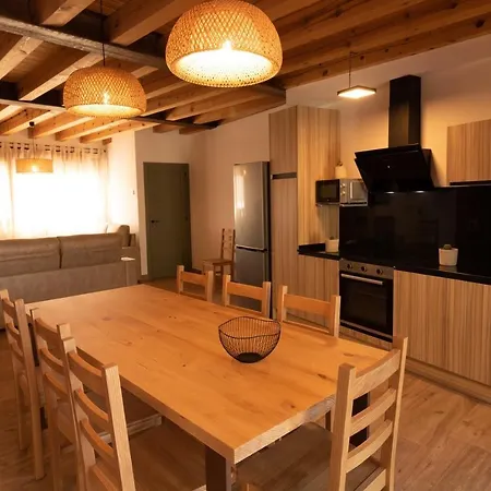 Casas Hazas * La Cuesta (Castile and Leon)